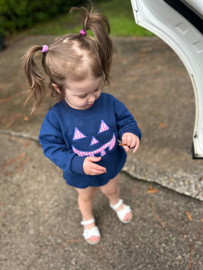 Appliqué Pumpkin Sweatshirt