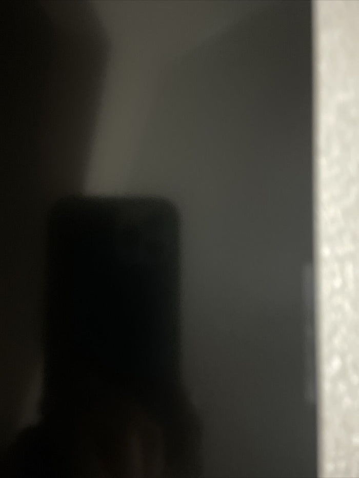 Defective Broken XPS 9320 Plus 13.4" FHD LCD Non Touch  Silver 7G0RW 07G0RW HTD3