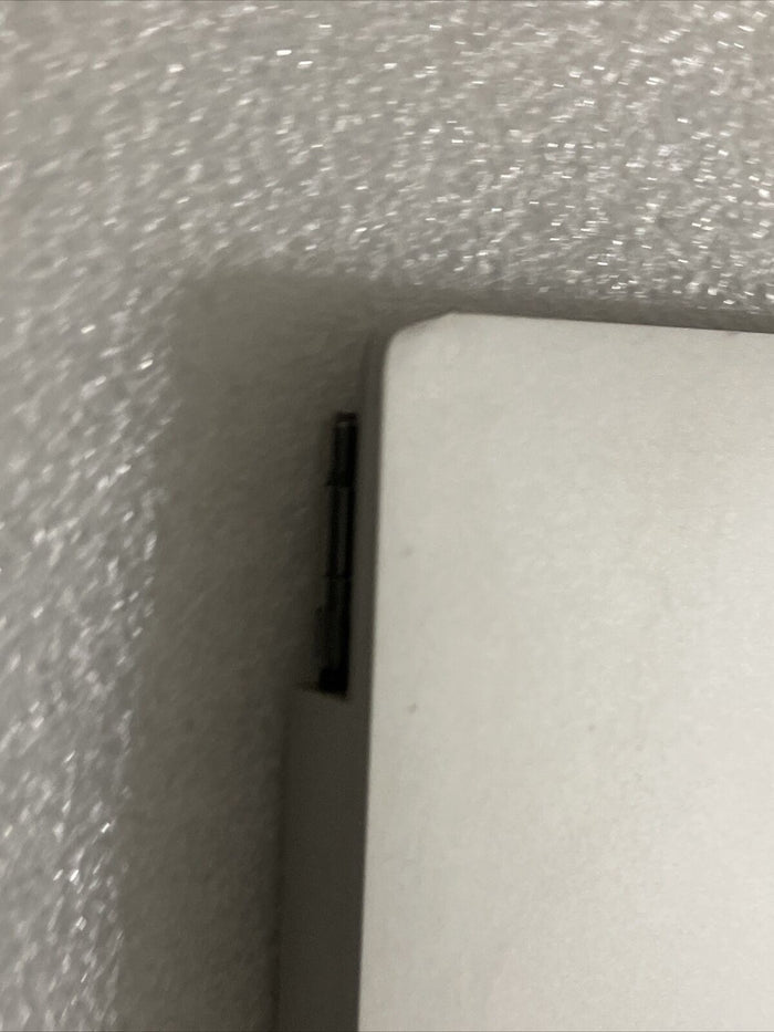 Defective Cracked Dell XPS 13 Plus 9320 13.4" FHD Touchscreen Silver VNRJ0 HND2