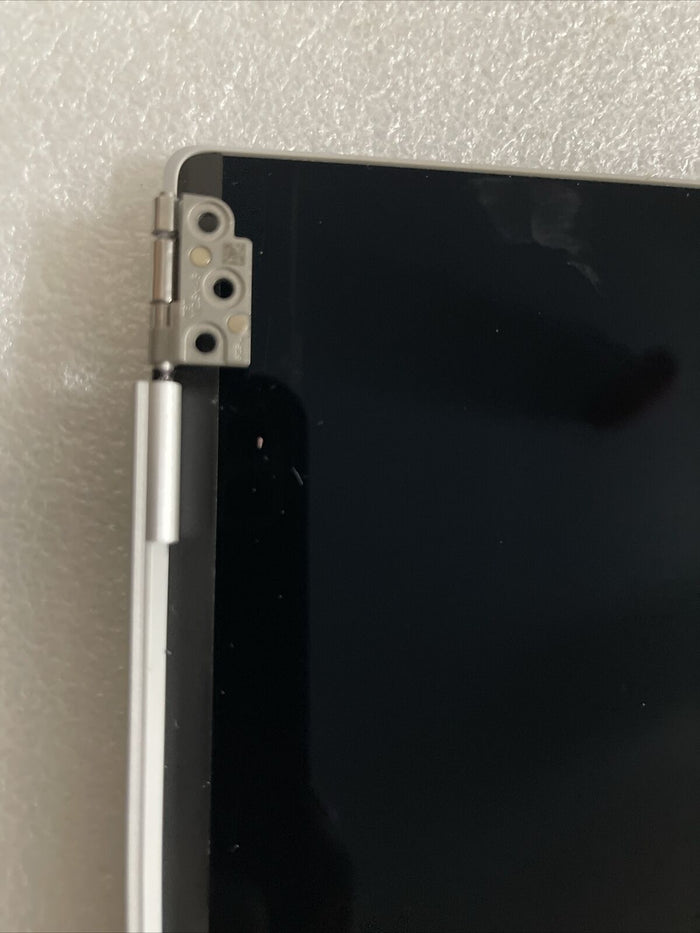 Defective Dell XPS 9320 Plus FHD 13.4"  LCD Silver Touchscreen 29WPH ST D2