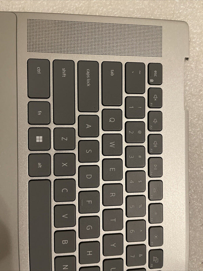 Dell Inspiron 16 7620 2in1 Palmrest US English Keyboard Silver 1XY4N MN1PK Nt P6