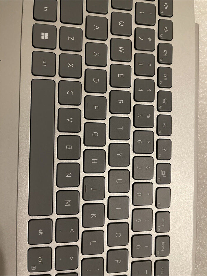 Dell Inspiron 16 7620 2in1 Palmrest US English Keyboard Silver 1XY4N MN1PK Nt P6