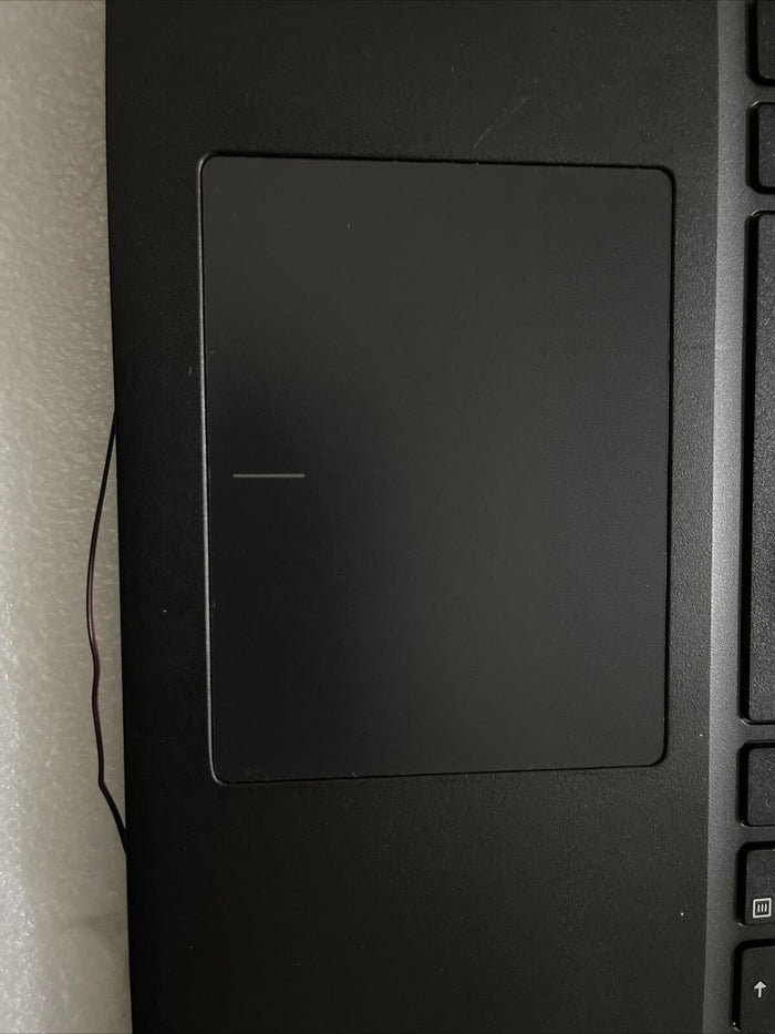 Dell Latitude 3590 Palmrest US Keyboard No BL Speakers Extras HJ64R V5YGX N1H2