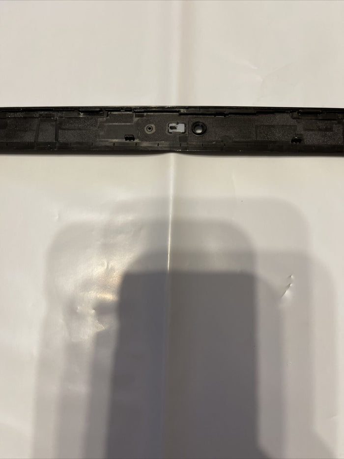 Dell OEM Inspiron 3000 3482 3482 3493 14" Front Trim LCD Bezel Y5J01 0Y5J01  N1