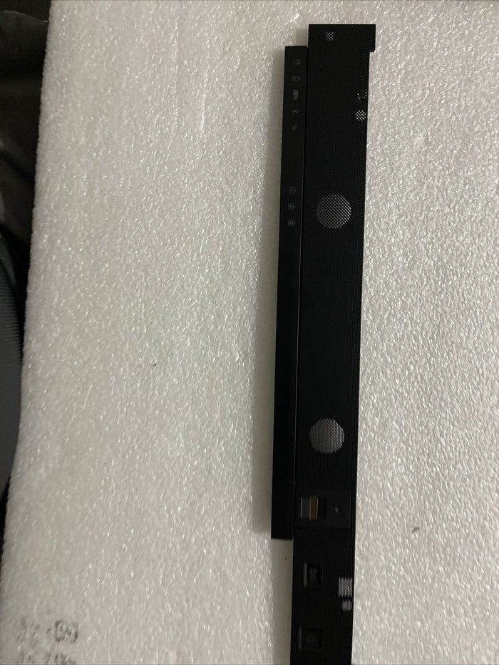 Dell Precision M6500 Center Media Bezel Panel Power Button Fingerprint RDR FRNJN