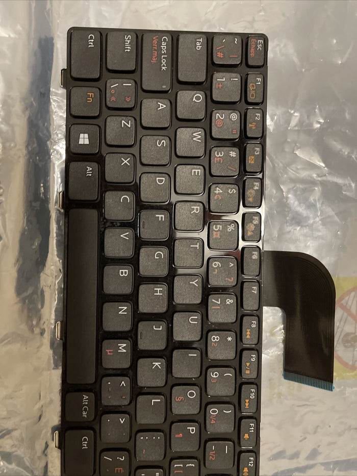 DELL VOSTRO 2520 3550 3560 3460 V131 BLACK FRENCH CANADIAN LAPTOP KEYBOARD D49HK