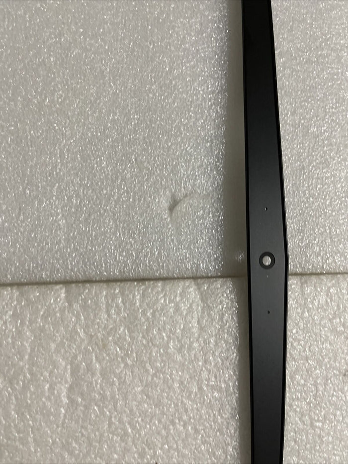 Genuine Dell Alienware 15 R2 R1 LCD Bezel with Logo Board P5FXG 0P5FXG H1 N3