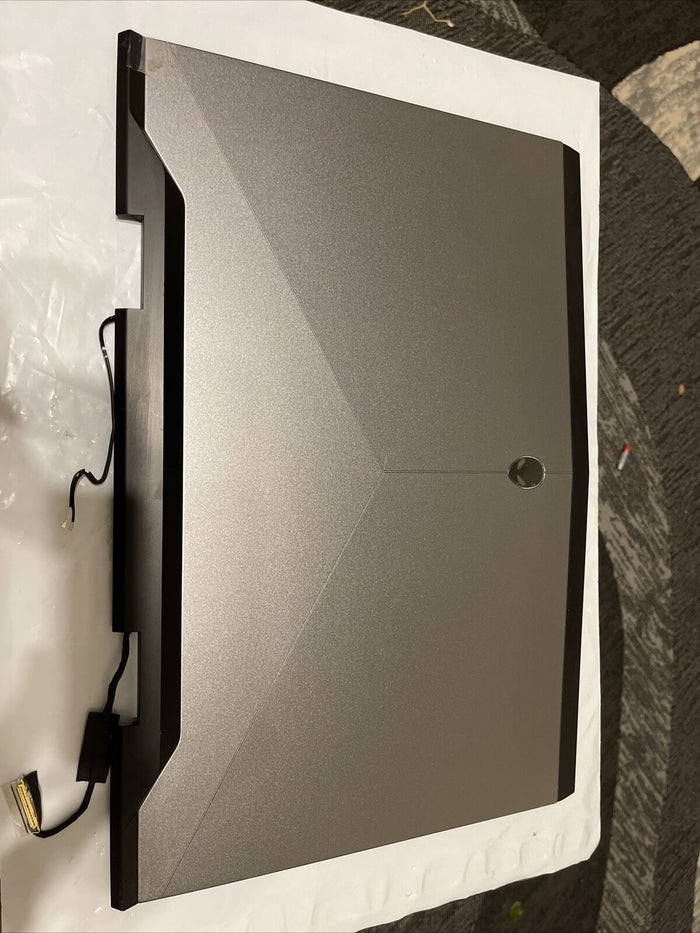GENUINE DELL ALIENWARE 17 R4 LCD BACK COVER LID CHA01  AM1QB000130 2JJC5 C2