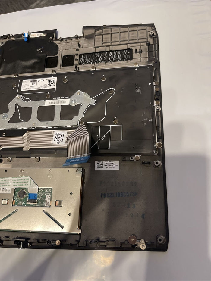 Genuine Dell Alienware M15 15.6" Laptop Palmrest Touchpad Keyboard VNPDJ P4 T3