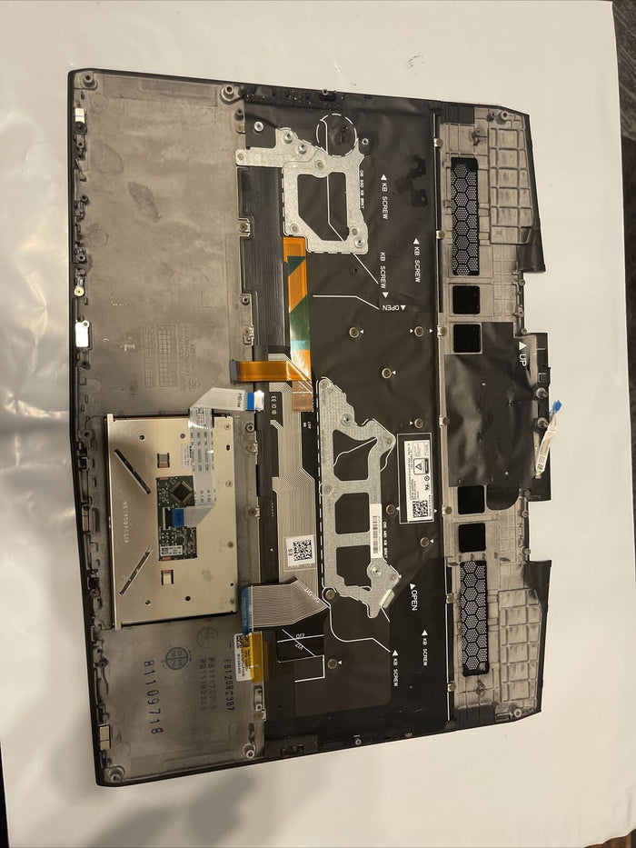 Genuine Dell Alienware M15 15.6" Laptop Palmrest Touchpad Keyboard VNPDJ P4 T4