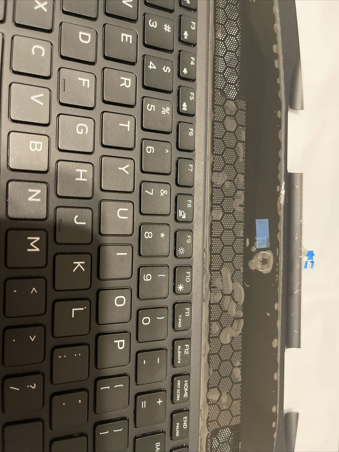 Genuine Dell Alienware M15 15.6" Laptop Palmrest Touchpad Keyboard VNPDJ  P4