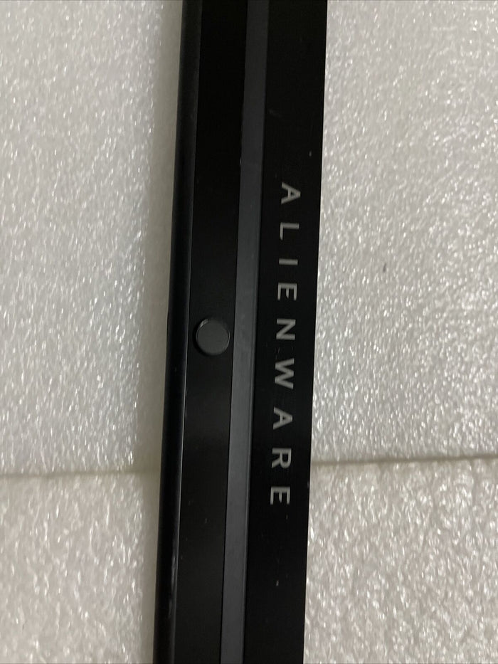 Genuine Dell Alienware M15 R2 Laptop LCD Front Bezel Cover  075D23 75D23 H1 N3