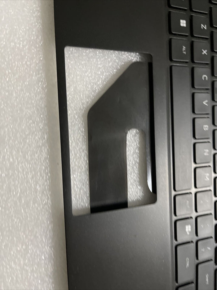 Genuine Dell Alienware x15 R1 Laptop Palmrest US RGB BCL Keyboard 0V6M0K H1P7