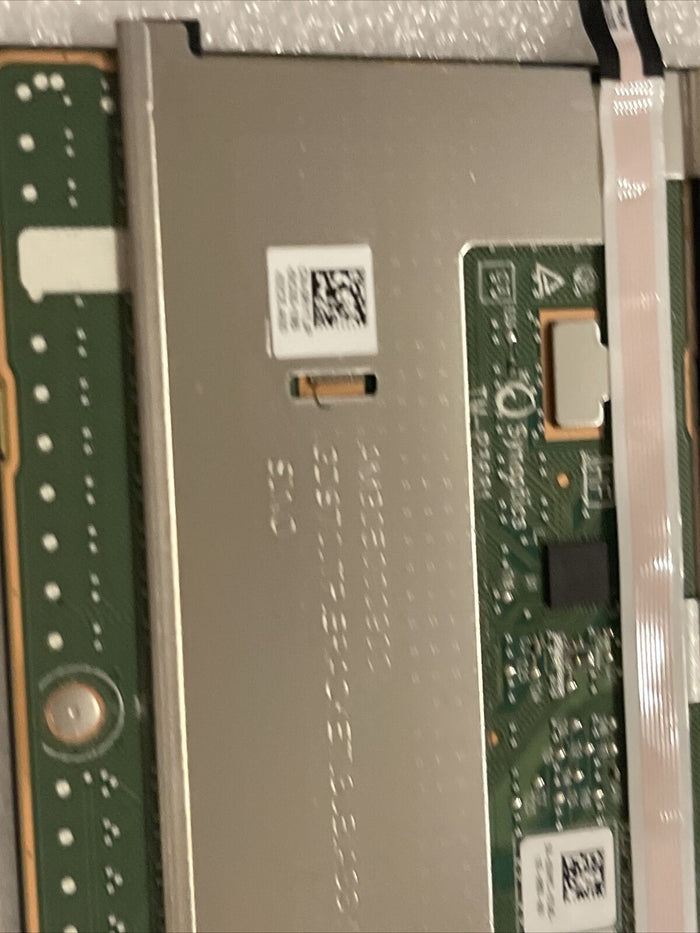 Genuine Dell Alienware x17 R1 Replacement Touchpad with cable RY7JP G3HYC H2 B3