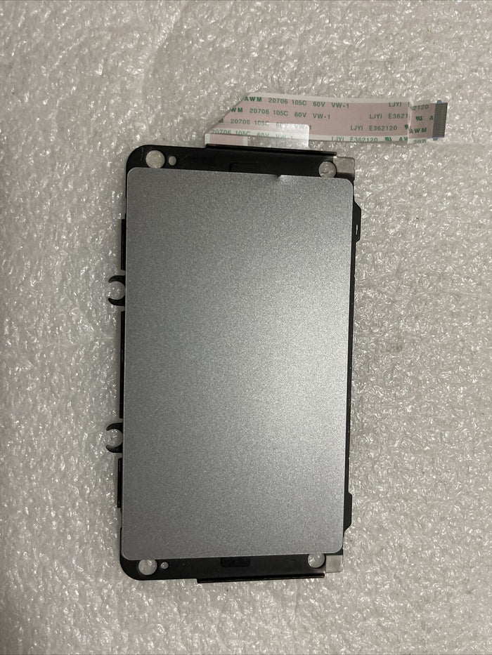 Genuine Dell Latitude 3540 E3540 Laptop Touchpad   W Cable  VCJDN 0DVR0W C1 T4