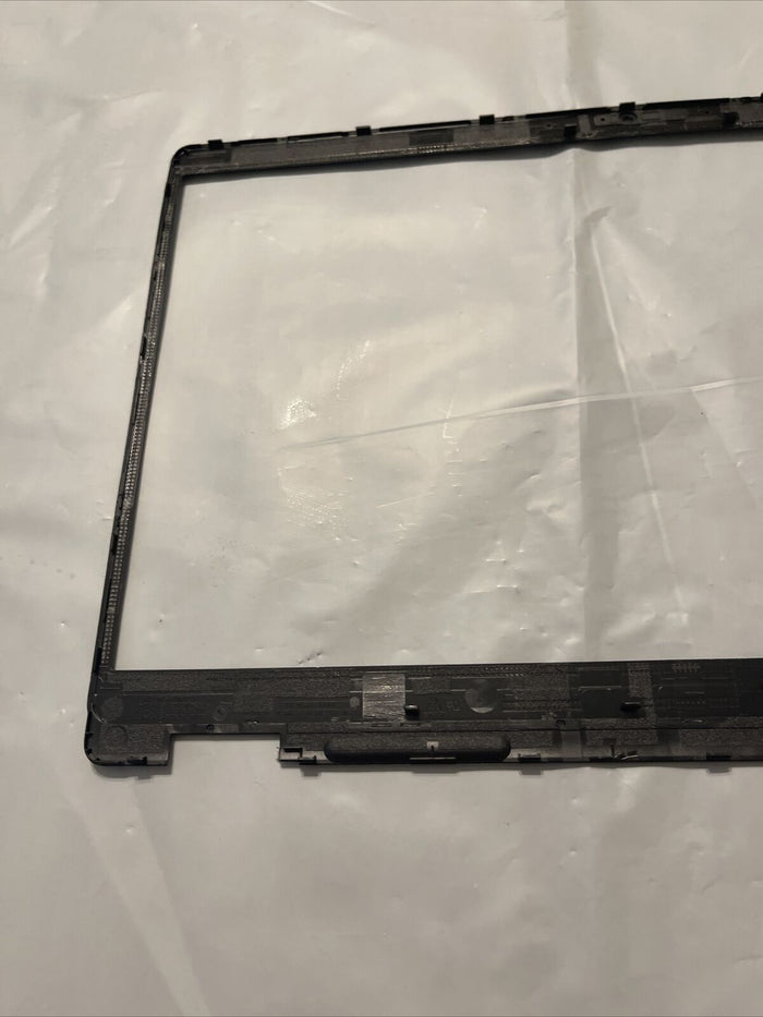 GENUINE Dell Latitude 5310 LCD BEZEL touch with camera hole M77HG N2