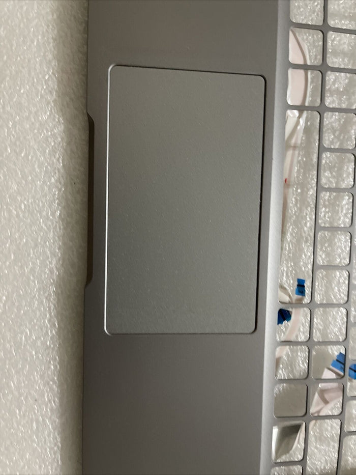Genuine Dell Latitude 5320 Laptop Palmrest Touchpad Silver VJ41Y 0VJ41Y N1 A1