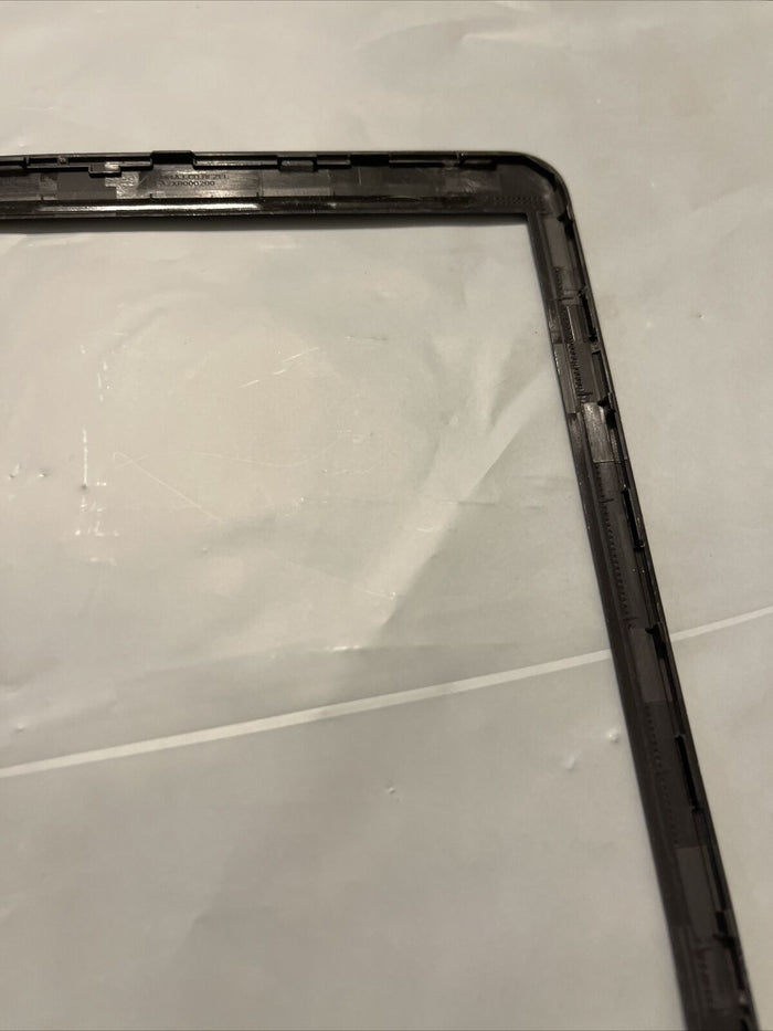 Genuine Dell OEM Vostro 3401 14" Front Trim LCD Bezel 125D6 0125D6 N2