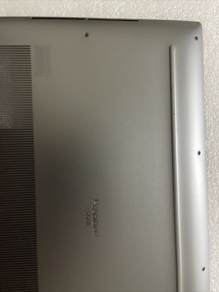 GENUINE DELL PRECISION 5560 BOTTOM COVER WITH AUDIO PORT Silver 9RFWJ 9RFWJ Strg