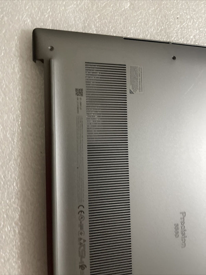 GENUINE DELL PRECISION 5560 BOTTOM COVER WITH AUDIO PORT Silver 9RFWJ 9RFWJ Strg