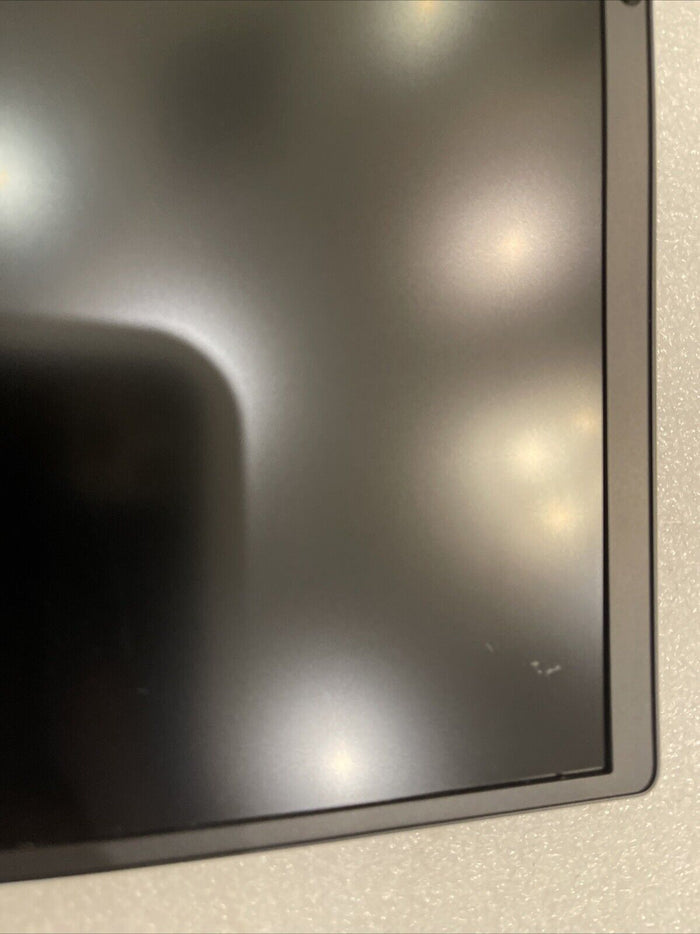 Genuine Dell Precision 7780 NonTouch LCD Screen  Y22XN XJ71W KMF2 Scratch On Lcd