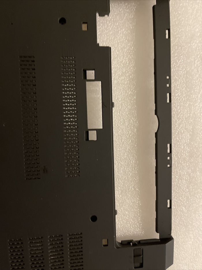 Genuine Lenovo ThinkPad T470 Bottom Base Cover AP12D000600 SCB0K37896 H1 N1