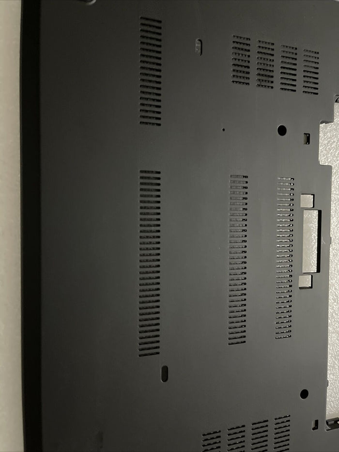 Genuine Lenovo ThinkPad T470 Bottom Base Cover  SCB0K37896 AP12D000600 H2 N1