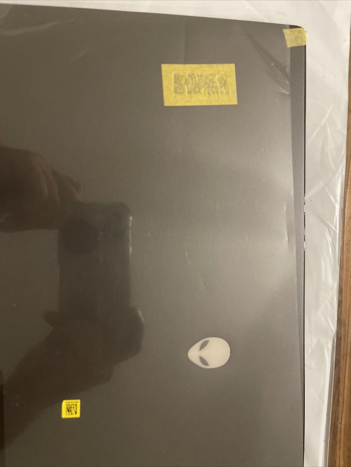 New Dell Alienware Area 51m R2 17.3" FHD LCD Screen Gray DXk1P 562NF h1 L3 L6