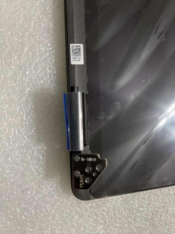 New Dell Latitude 9510 2-in-1 15"  LCD  TouchScreen Silver R7PF3 V8087 ST L3