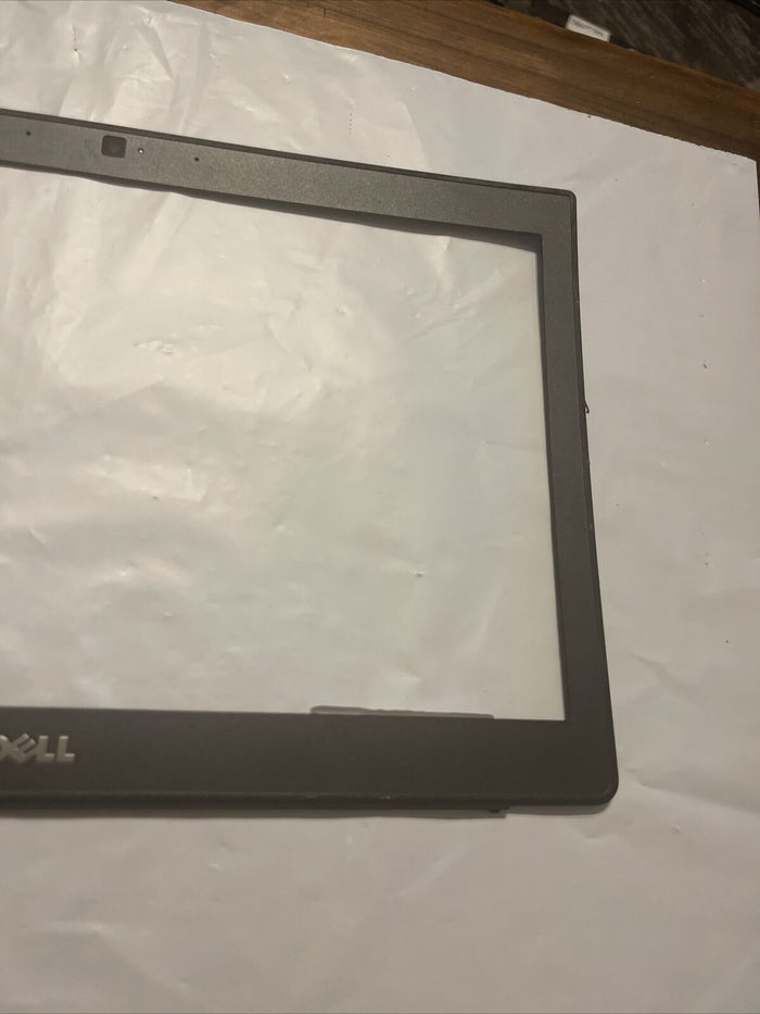 OEM Dell Latitude 7280 LCD Display Bezel Trim Webcam Port P/N 1FP3H 01FP3H N3