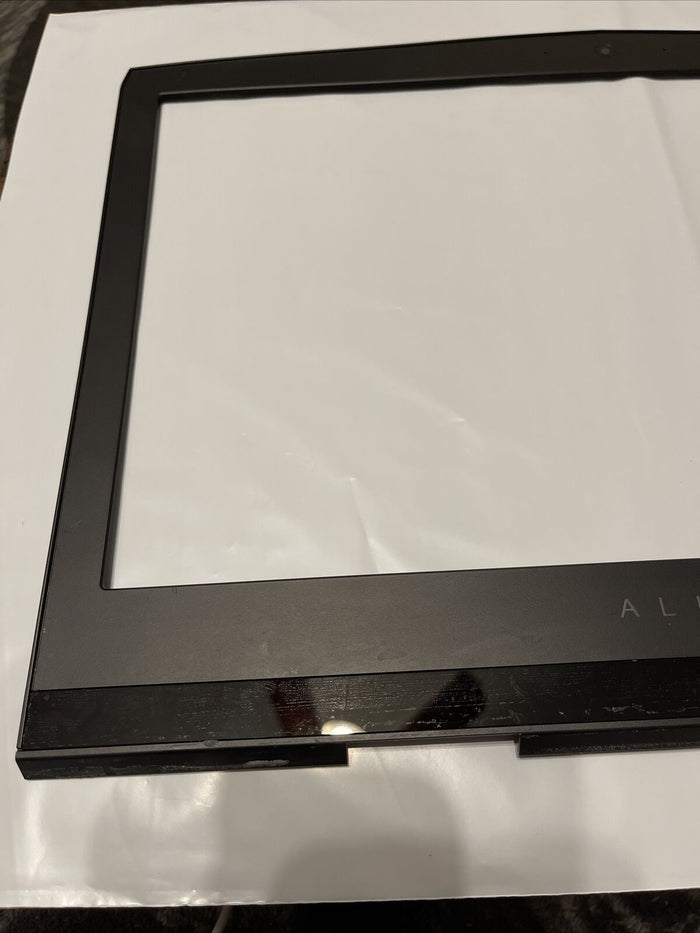 PN5XV Dell Alienware 17 R4 LCD Front Trim Cover Plastic Bezel Webcam PN5XV N1