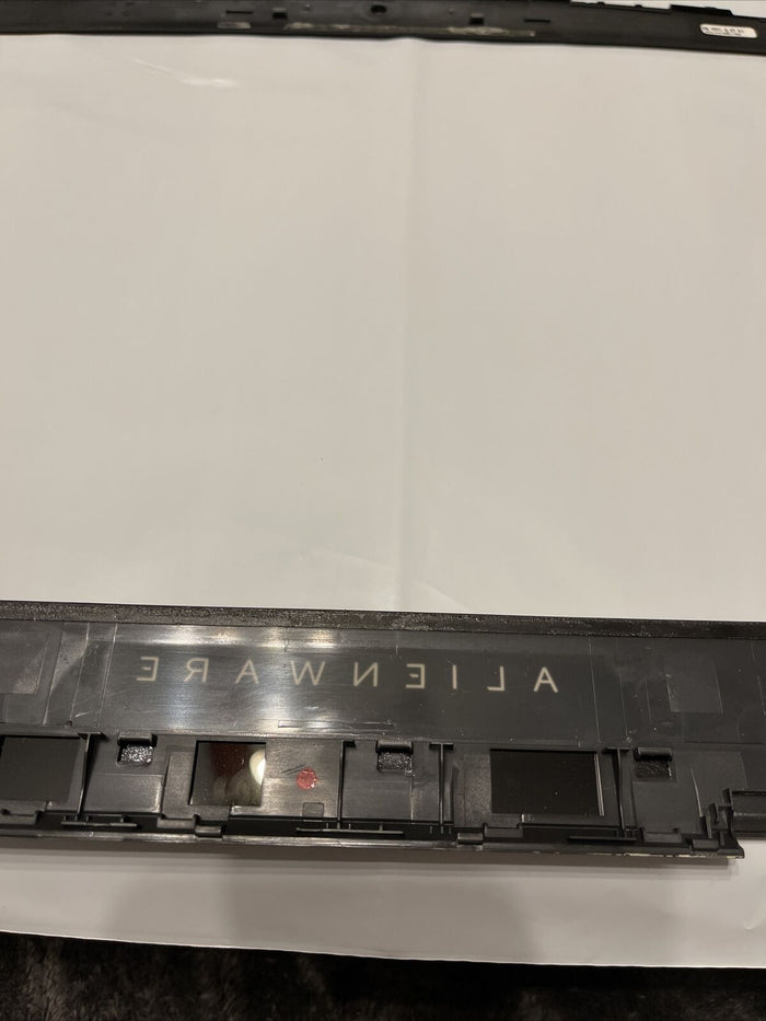PN5XV Dell Alienware 17 R4 LCD Front Trim Cover Plastic Bezel Webcam PN5XV N1